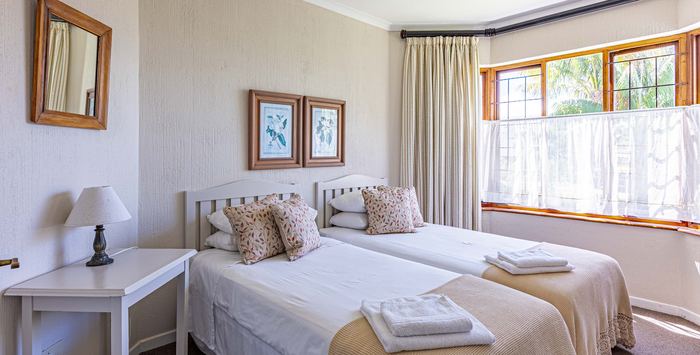 Sunbird Suite bedroom